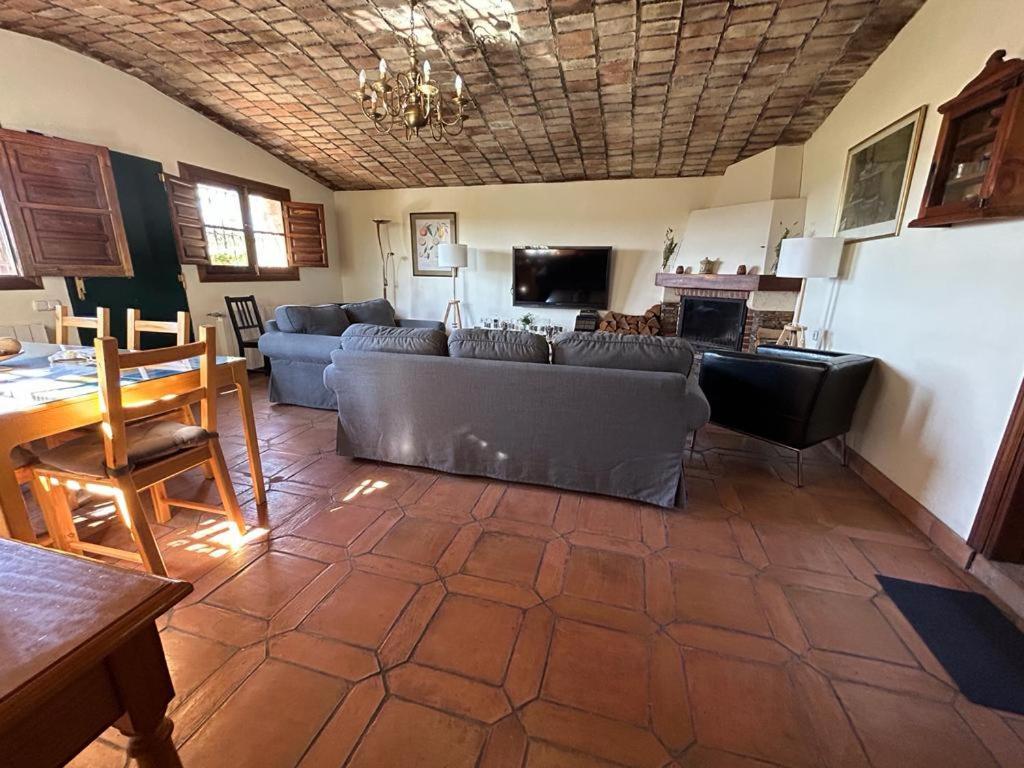 Casa Rural Cupiana Piscina Privada Malaga Exterior photo